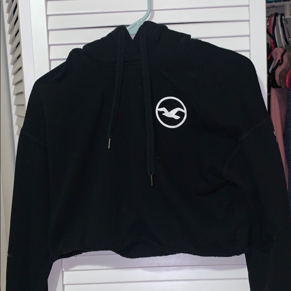 Black Hollister Cropped Sweatshirt